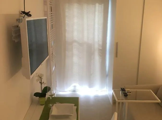 ホームステイ Privatzeit The Mile